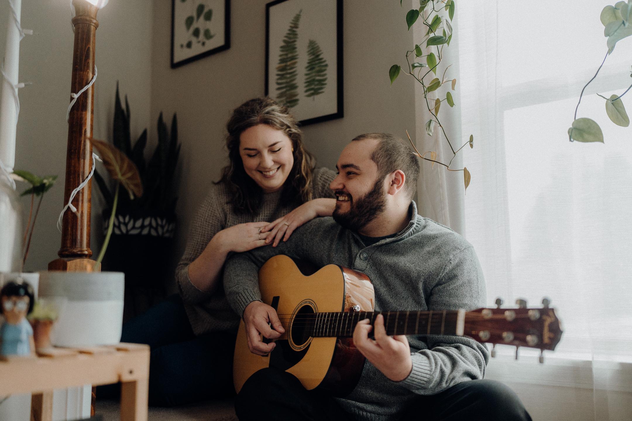 Sarah + Sam // Snowy Day Engagement Session // Highland Park + Lamberton Conservatory