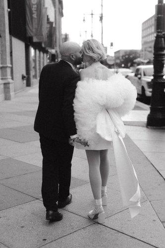 mobile - carousel-hero-element image-3