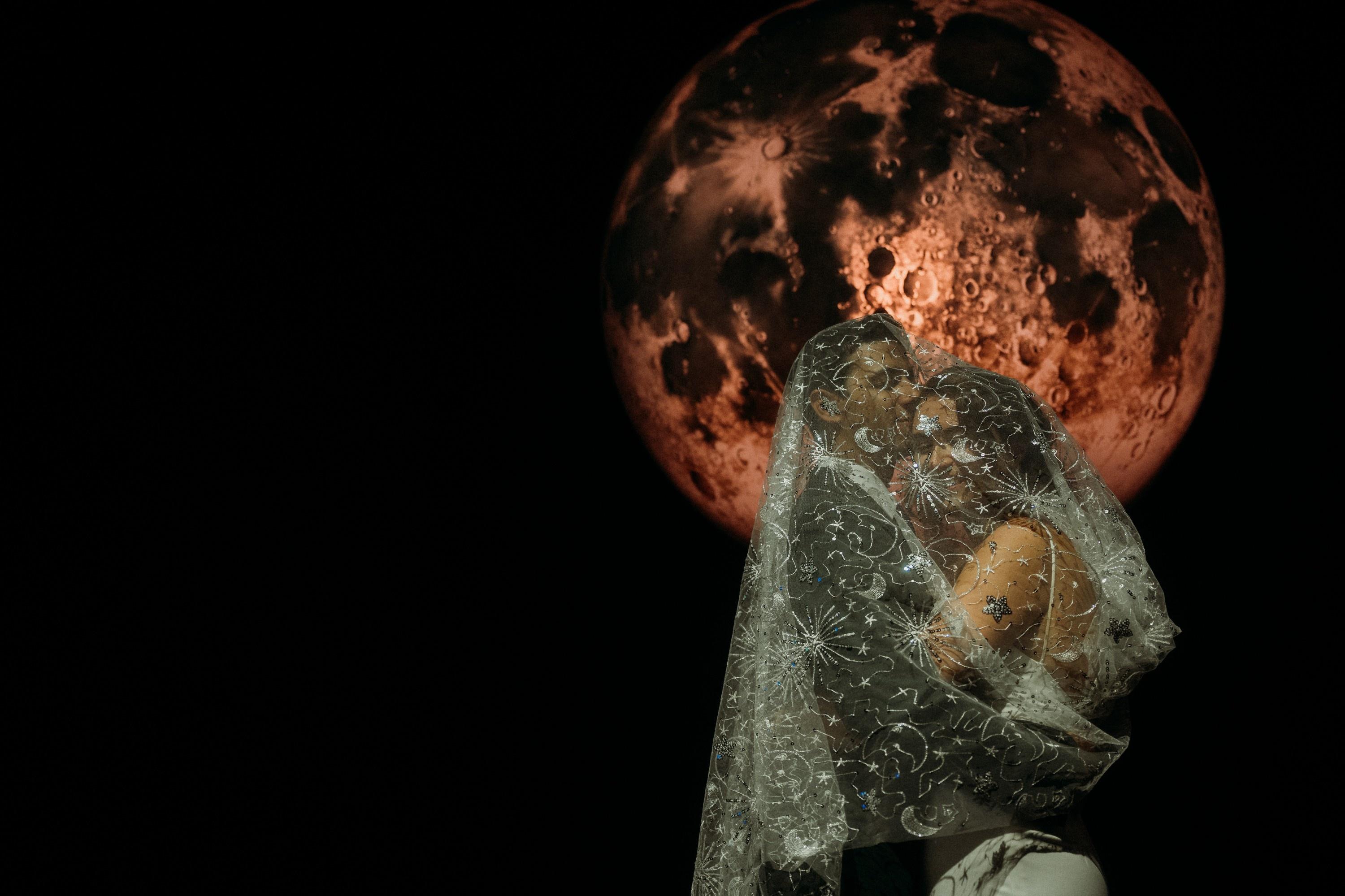 carousel-hero-element image-1